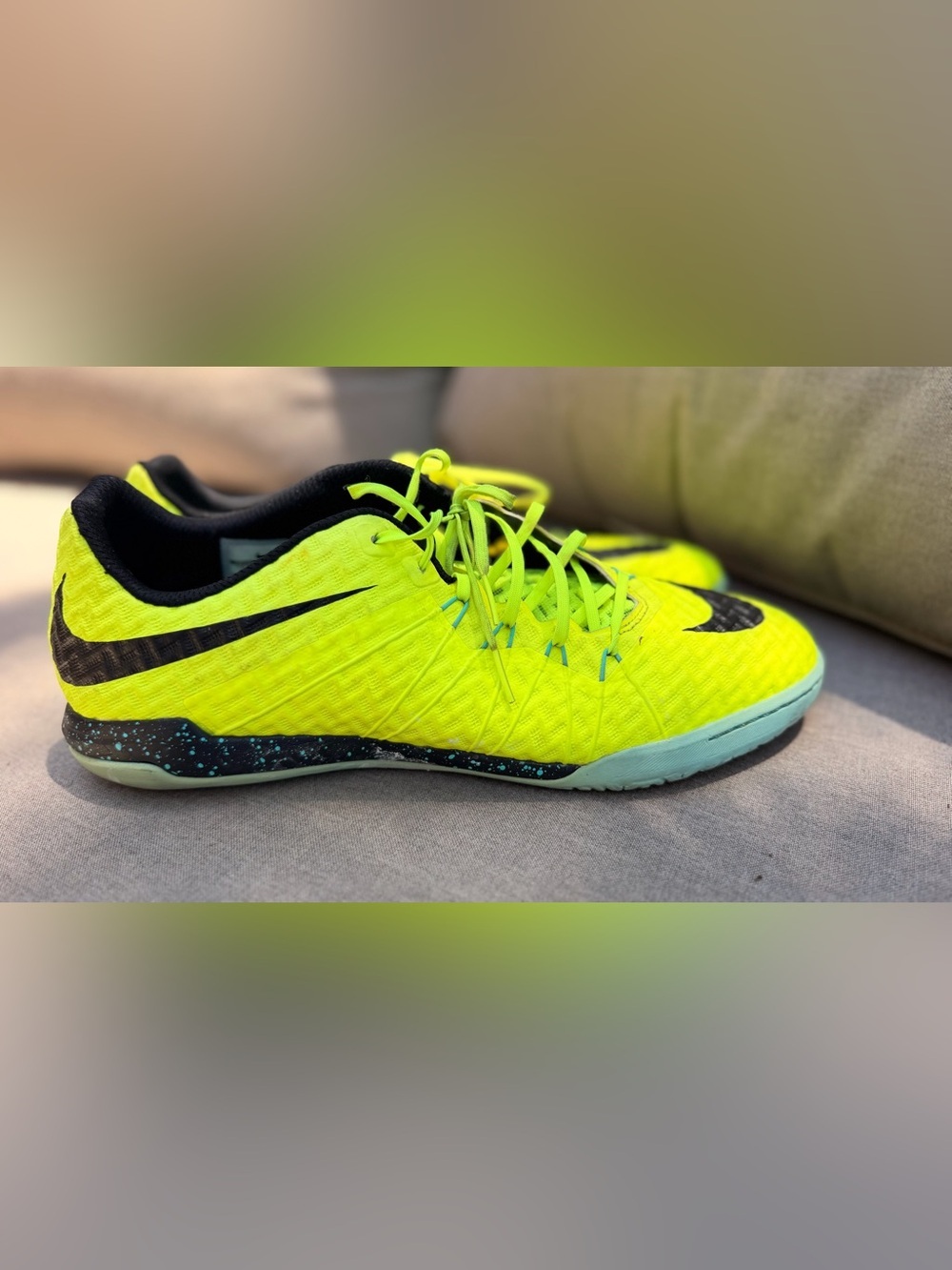 Nike HypervenomX Finale TF Men’s 749888-700 Volt Black Indoor Soccer size 12